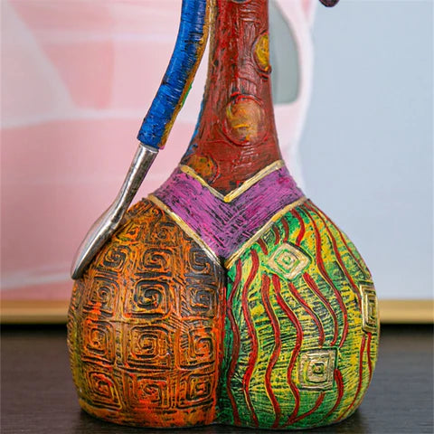 Abstrakte Skulptur Frau – Eleganz und Modernität