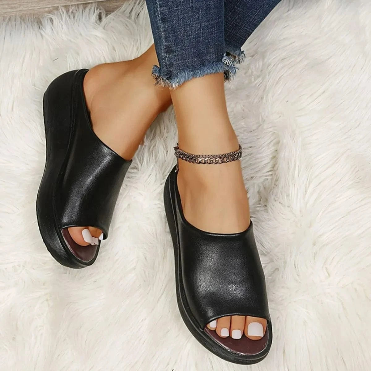 Sandály na platformě — Elegantní otevřená špička