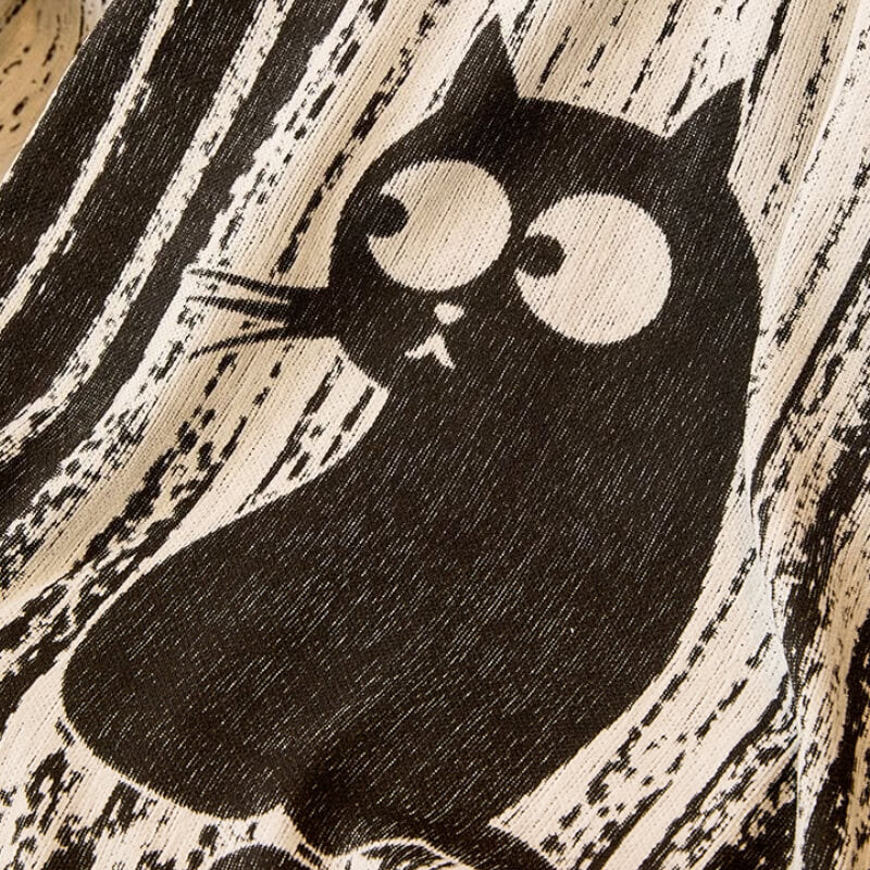 Antiskli sofaovertræk med pote mønster – Beskyttelse og komfort