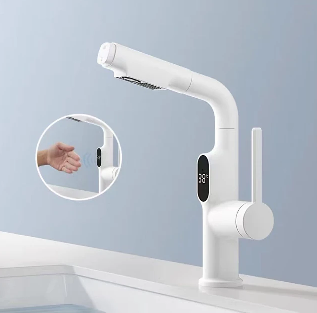 Smart Faucet – Digital Display and Instant Temperature