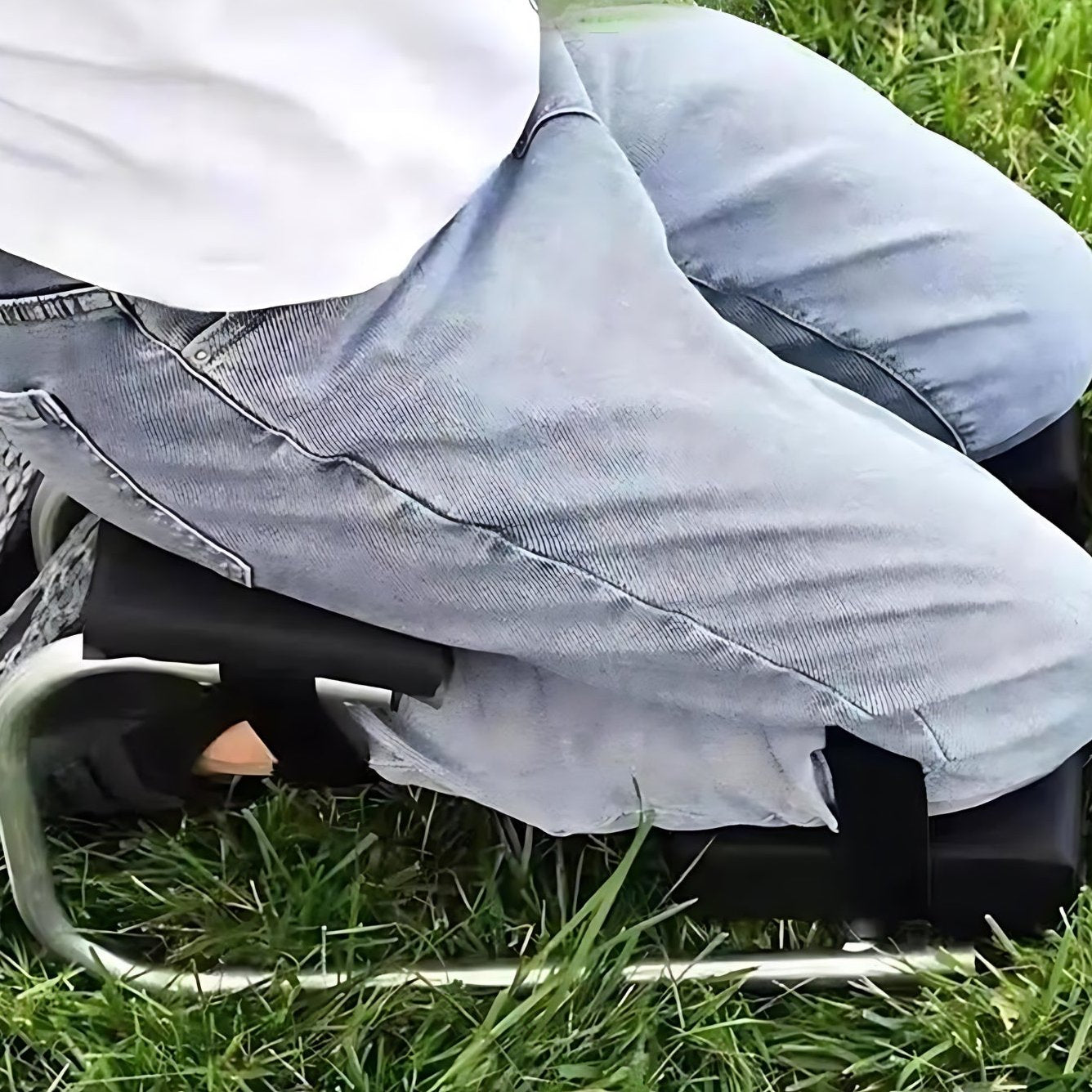 折りたたみ式ガーデンスツール — 屋外での快適さと実用性