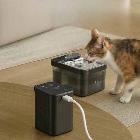 Fântână de apă pentru pisici fără fir – Libertate și hidratare continuă