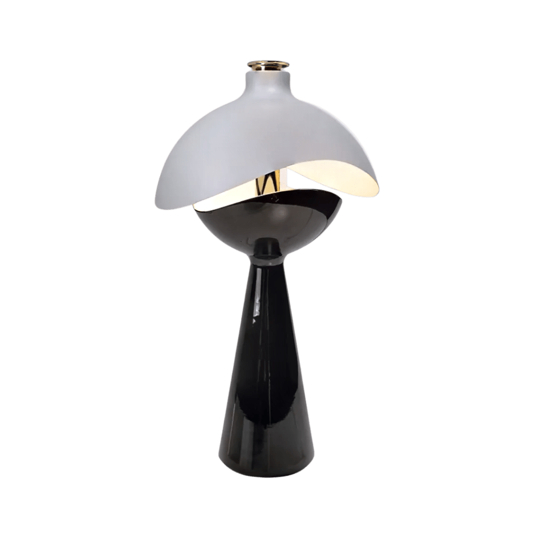 Lampe De Table Sculptée – Élégance Et Originalité