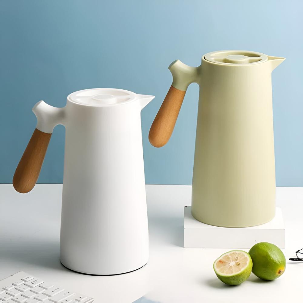 Isothermal carafe with handle - Modern elegance & Thermal performance