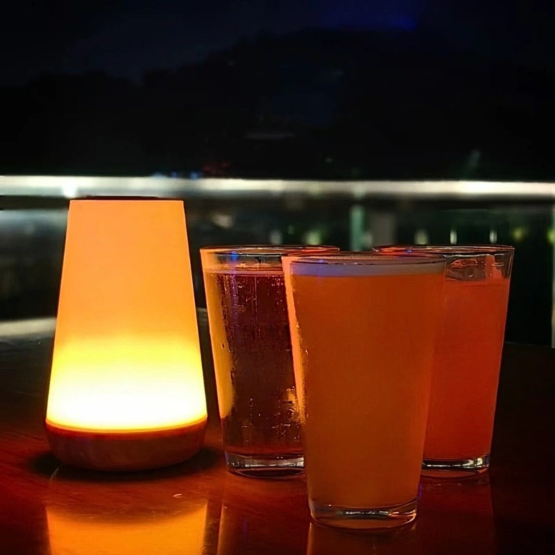 Moderná Nočná Lampa – Elegantný a Funkčný Dizajn 