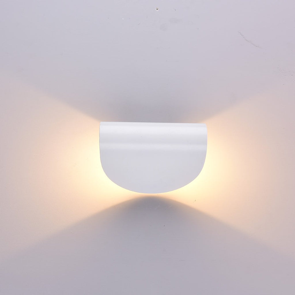 Aplique de Pared Moderna – Elegancia y Refinamiento 