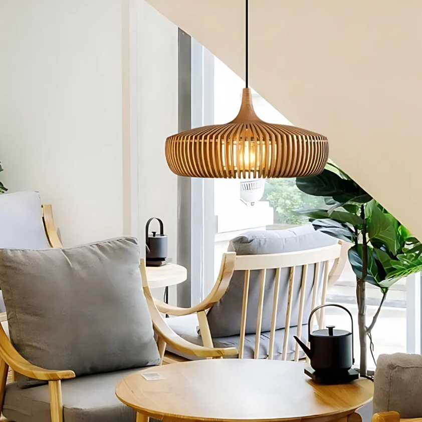 エレガントな照明吊り下げ – 輝きと洗練 