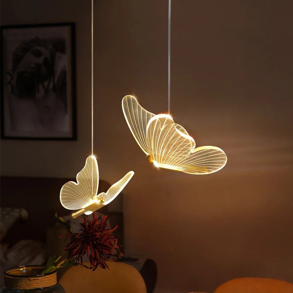 Závesná lampa Motýľ – Elegancia a Originalita 