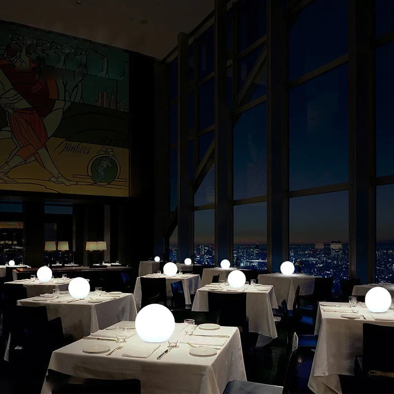 Lampe Sphérique Extérieure Sans Fil – Éclairage Nomade Et Élégant