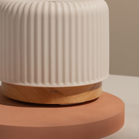 Geurlamp van Keramiek – Elegantie en Rustgevende Sfeer 