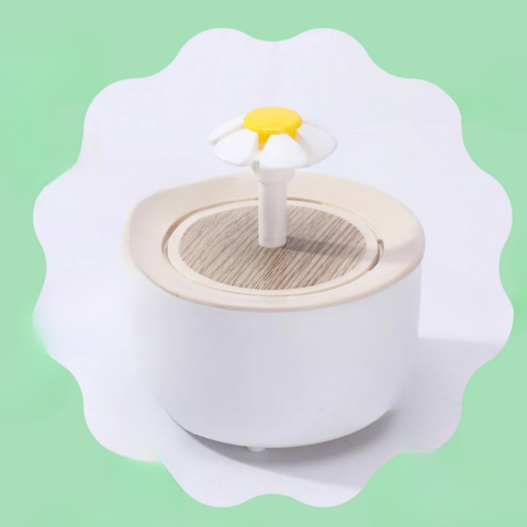 Fântână cu apă pentru pisici — Hidratare continuă și apă mereu proaspătă 