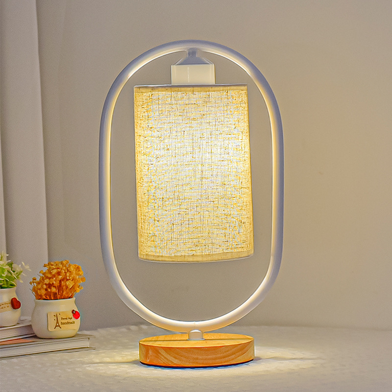 Stolná LED lampa — Vintage elegancia 