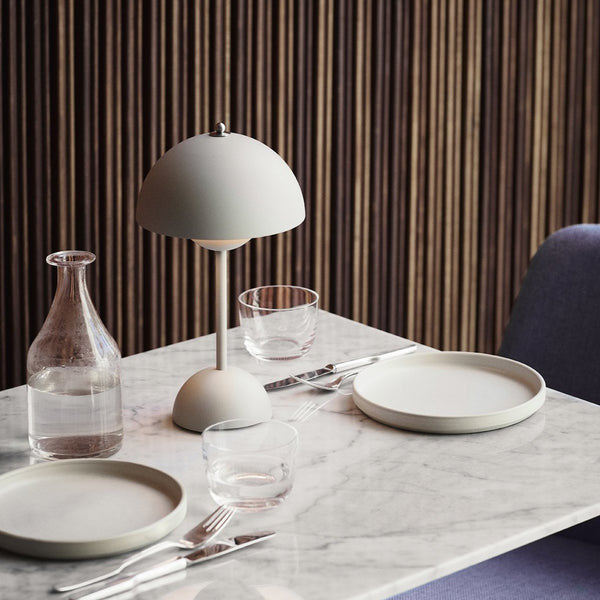 Lampe De Table Portable – Design Moderne Et Éclairage Nomade